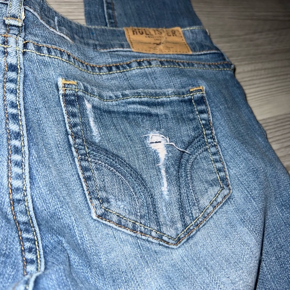 Hollister Jeans Size 5👖 - Picture 3 of 10